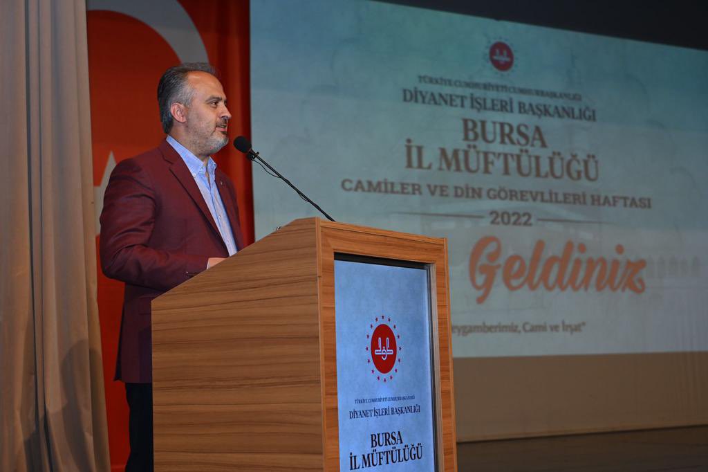 Alinur Aktaş