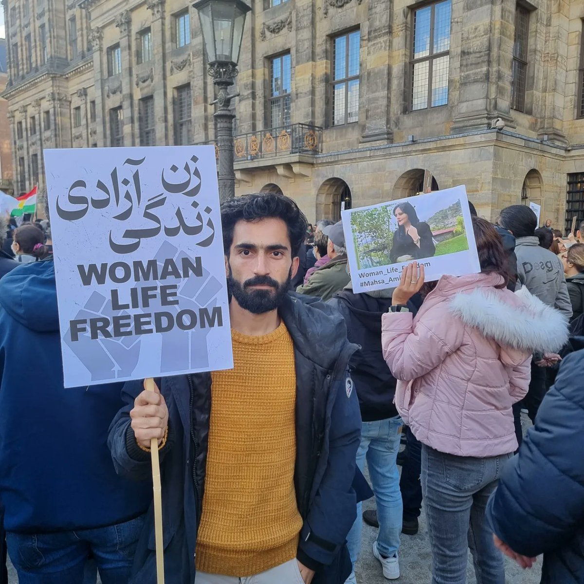 Jam__Baloch's tweet photo. زن زندگی آزادی

In solidarity with #MahsaAmini and all those killed by the Iranian regime. https://t.co/t3IARybdgJ