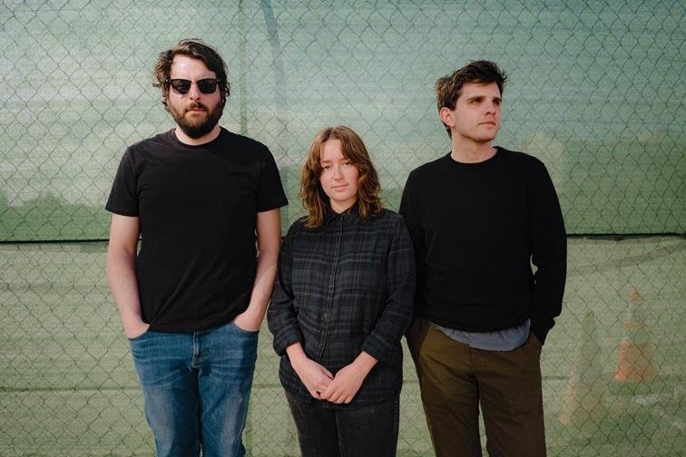 Start Listening To: Art Moore

Mini super group Art Moore burst on to the scene with serene self-titled debut album.

Read the full Interview on our website: 

stilllisteningmagazine.com/interviews/sta…

⁠
#artmoore #stilllistening