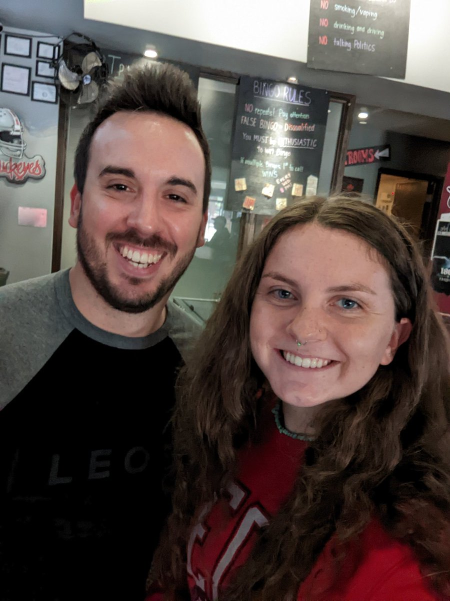 LeosOSU's tweet photo. Bar is open and the morning crew is ready for you! GO BUCKS! #leoslove #getchitty https://t.co/r8KiVDPOPx