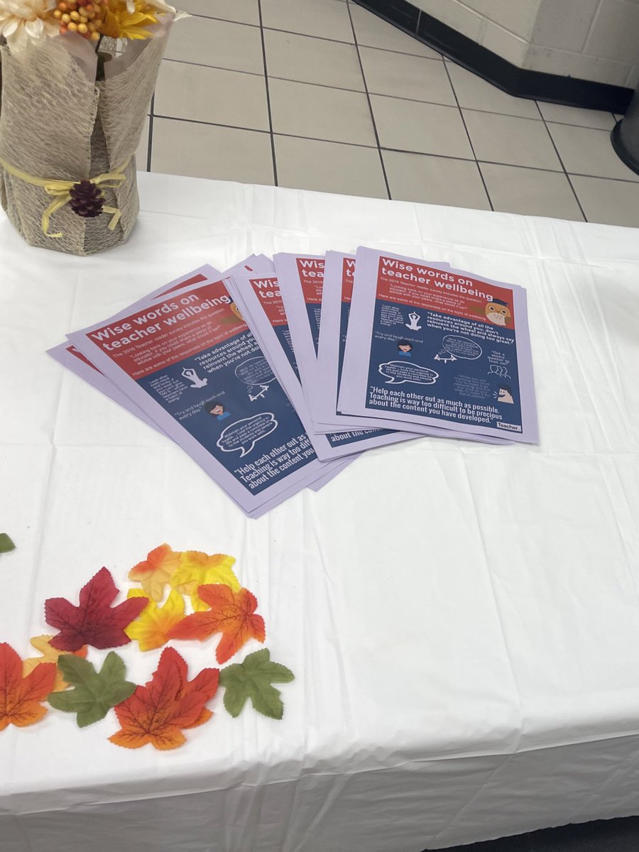 MrsFreemanLVES's tweet photo. Fallapalooza #NCSSbethebest @LVESCHOOL https://t.co/UrwnFU1qeK