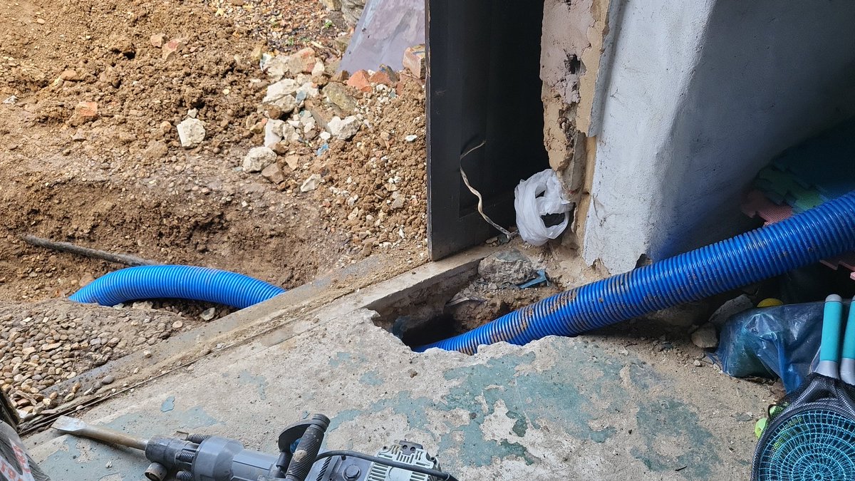 baldeepbirdy's tweet photo. When you buy a man tool to do some man stuff!! https://t.co/KRBTKaG12X