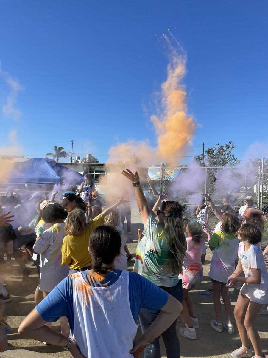 Emma Ford Larsen tweet media