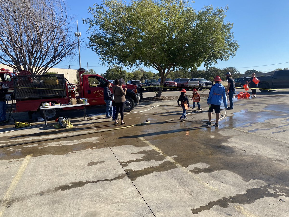 alliespurlock's tweet photo. A fun Fire 🔥 Safety day and kids workshop.. #6830Goat @BGattheHD @nrk0680 @Depot6830 @garland_haynes https://t.co/1wu8lnzfdJ