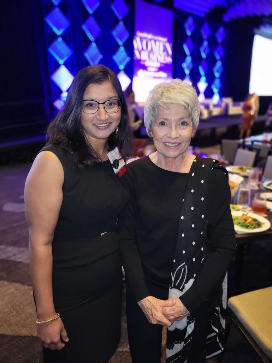 AKulkarniMD's tweet photo. It was energizing to be surrounded by so many #PowerfulWomen at the @localprofiletx 21st Women in Business Summit! #BestSummitEver #BestDayEver #BadassWomen @bswhealth_DFW https://t.co/Cct9Av49P8