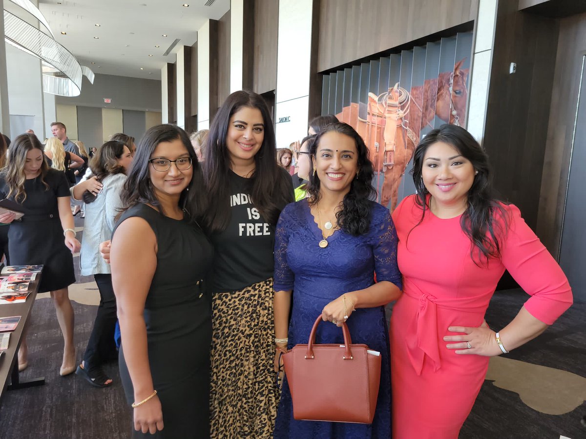 AKulkarniMD's tweet photo. It was energizing to be surrounded by so many #PowerfulWomen at the @localprofiletx 21st Women in Business Summit! #BestSummitEver #BestDayEver #BadassWomen @bswhealth_DFW https://t.co/Cct9Av49P8
