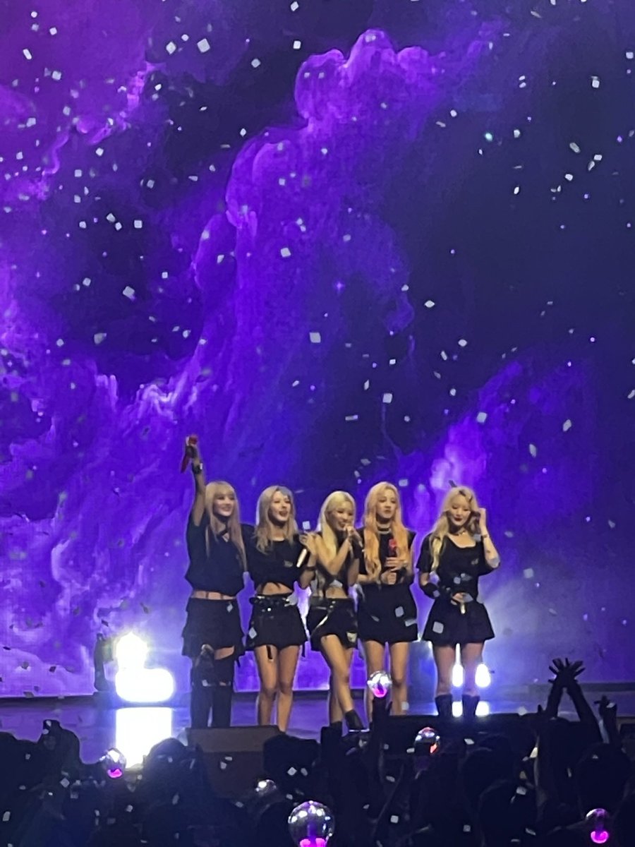 JayfriHashim's tweet photo. New Hair, new album on its way
#GIDLEinSG #gidle https://t.co/kaqXbfgHpK
