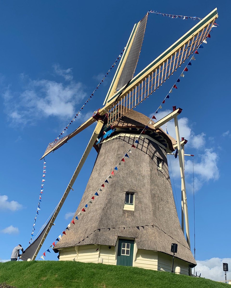 Dat was vandaag weer een oergezellig #evenement voor jong en oud; de #boerenlanddag bij Molen De Duif Nunspeet

#veluwe #nunspeet #attractieverhuur #springkussen