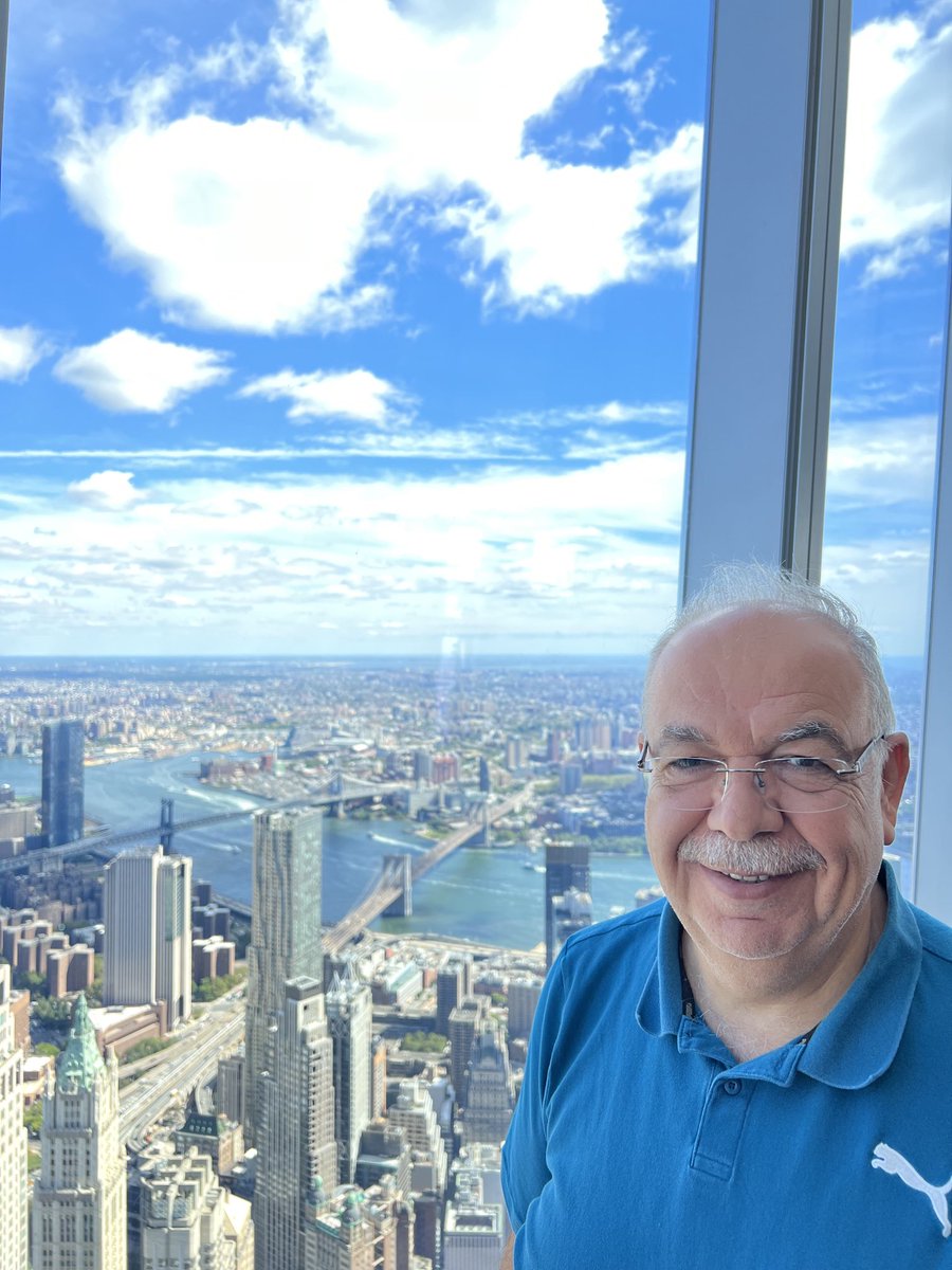 Aşağıda olup yukarıya bakmak yerine, en yüksek binanın üst katından aşağıya bakmak daha güzel. #NewYork