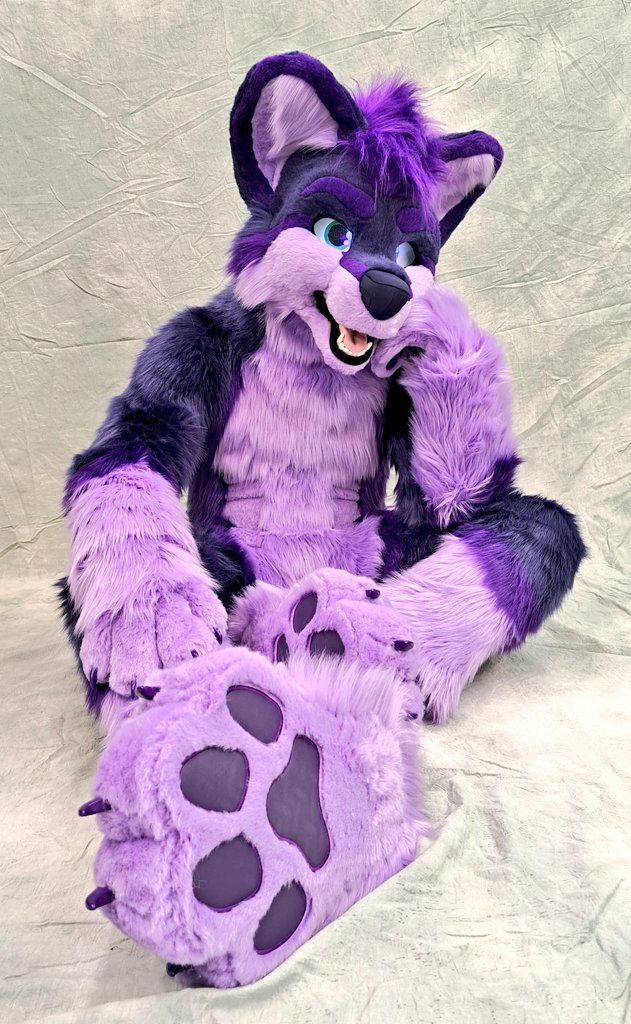 TheKareliaFursuits tweet media