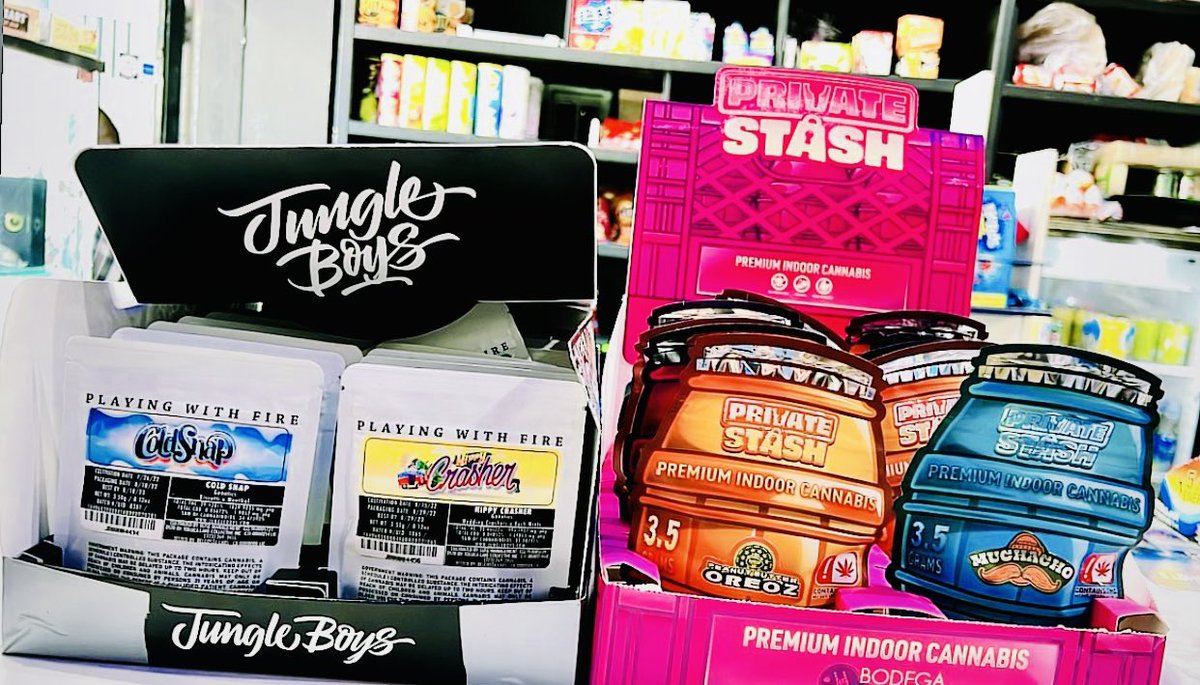 BodegaBoyzOK1's tweet photo. 🙏🏽 🙏🏽🙏🏽

#productplacement #notBORINGstuff #medicine https://t.co/eXavLCrTV7