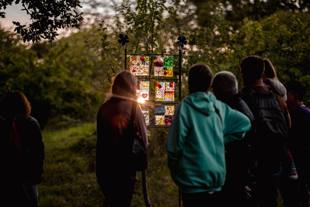 Eek we open our last Imaginarium in just over an hour!  We're at Mincinglake Valley Park on Exeter Green Circle and the forecast is good.  There are only a couple of slots left tonight at 8 and 8.20pm- grab them here  tickettailor.com/events/burnthe…
Photos Emily Appleton