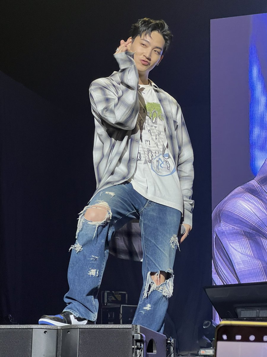 imajjptrash's tweet photo. Cutie 😍

#JAYBinMANILA2022 https://t.co/SSwg72nE9W