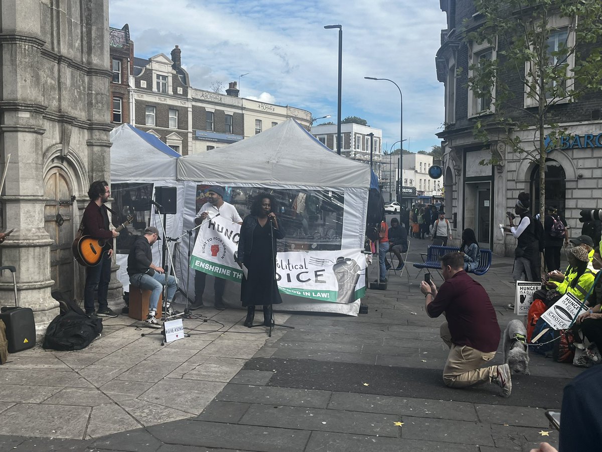 TauseefAnwar07's tweet photo. Spoke at #RightToFood Rally in Lewisham with my colleague @julietocampbell , 8 out of 30 children in the UK are living in poverty, while the Government gives tax cuts to the richest.

No one should go to bed hungry #FoodPoverty https://t.co/Mchz36S8wX