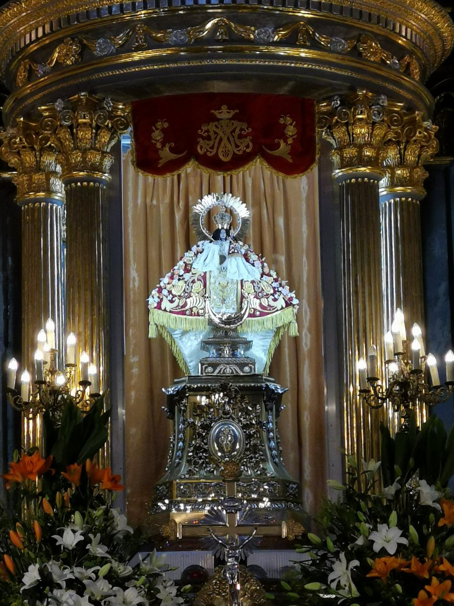 jose511050a's tweet photo. Alégrate llena de gracia.
Virgen peregrina de Talpa. https://t.co/wpWoaNAhn8