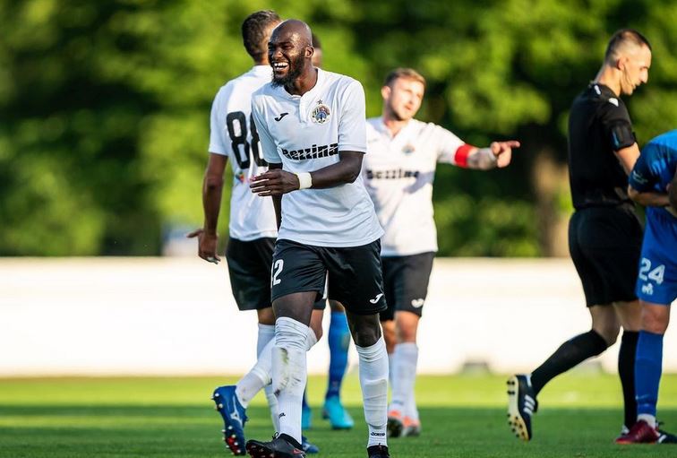 EmartSoccerPRO's tweet photo. 𝙿𝚛𝚎𝚖𝚒𝚎𝚛 𝙻𝚎𝚊𝚐𝚞𝚎 🇲🇹  |  El @HiberniansFc de @ali_diakite  y  @JairoMorillas se mide al #BalzanFC.
 
⏰ 17:15
🏟️ Ta' Qali

#EmartSoccer #FamiliaEmartSoccer #SomosEmartSoccer #HiberniansFC https://t.co/riroEsuYwi