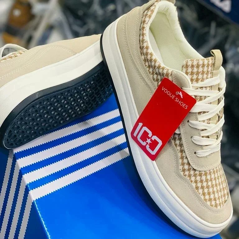 TreasureShoes's tweet photo. Available 🌹

Size: 39 - 44
Price: 11,000

WhatsApp 09163603964 or DM

#Sneakers #Lekkitollgate #Ikeja #Kaduna #TakeBackNaija #October1st Liverpool Arsenal Brighton #4MillionMarchForObiDatti #IndependenceDayNigeria #OBIdientlyYUSful #Obidients #BeautyTukura #NigeriaAt62 https://t.co/zwerURQPd4