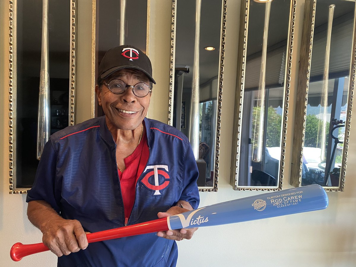 RodCarew_29's tweet photo. It's my 77th birthday today! 77 is a good number in this family, so here's to a great year! Shoutout to @VictusSports for the custom bat - thank you! https://t.co/Sso4xbhEEk