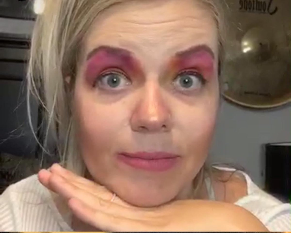 Today is Liz’s Bday. She is really old now, so please be sensitive. Everyone please send her some love as we all acknowledge and celebrate her oldness.

-LIA MGMT