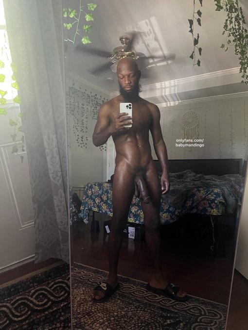 Would You Let Me Feed You? https://t.co/glgTIWhQcE