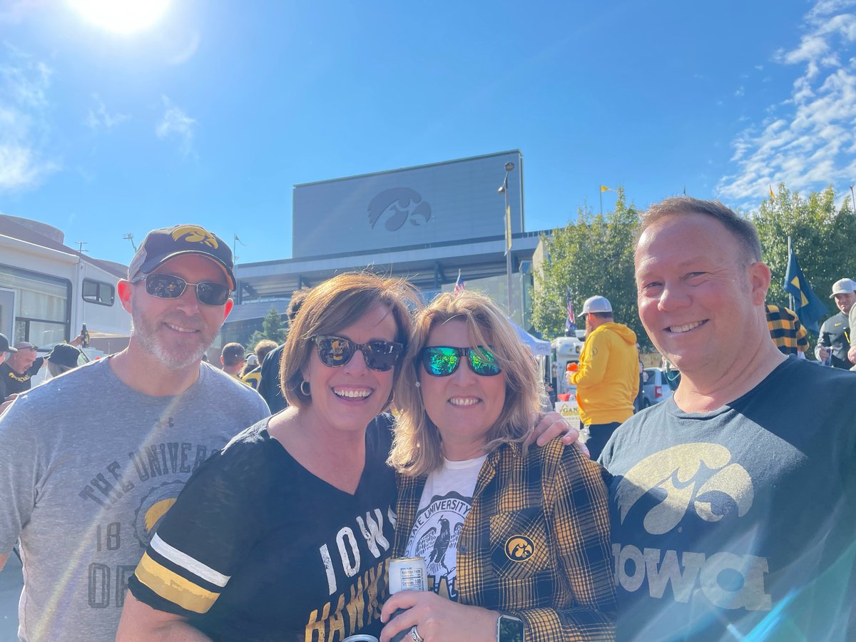 DaLayne's tweet image. #fightforiowa