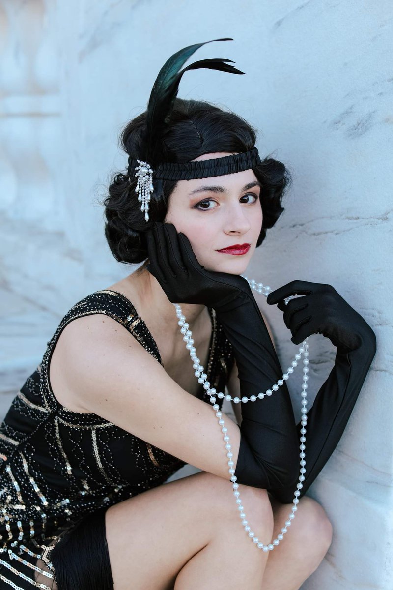 LittleAdorable_'s tweet image. Just some of the AMAZING photos from the shoot for Erin Bledsoe, author of The Forty Elephants! It was a great experience and I wasn't behind the camera for once! 💎🐘

Photograher: Jeremy Overton