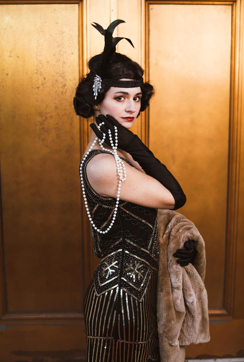 LittleAdorable_'s tweet image. Just some of the AMAZING photos from the shoot for Erin Bledsoe, author of The Forty Elephants! It was a great experience and I wasn't behind the camera for once! 💎🐘

Photograher: Jeremy Overton