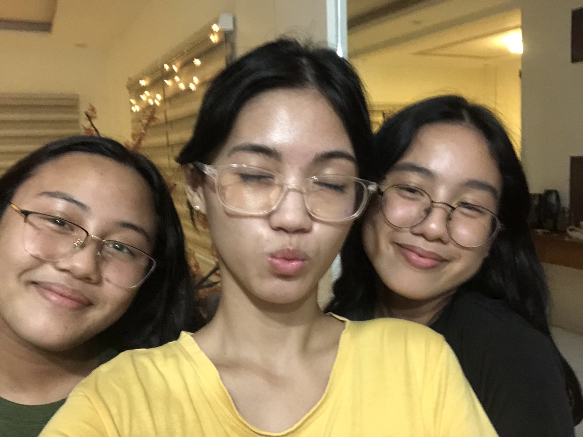 genetteesteban's tweet photo. @ktlnusi and @usi_abby's guardian 4 tonayt #coolate https://t.co/bLAWvkqKRm