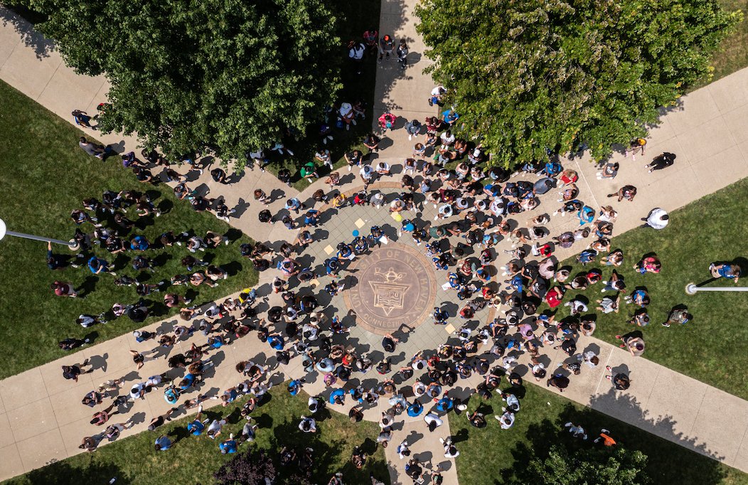 UNewHaven's tweet photo. An aerial view of the Maxcy Quad! We hope you're enjoying the weekend, Chargers. #UNewHaven #ChargeHome https://t.co/LxEBxxbe2C
