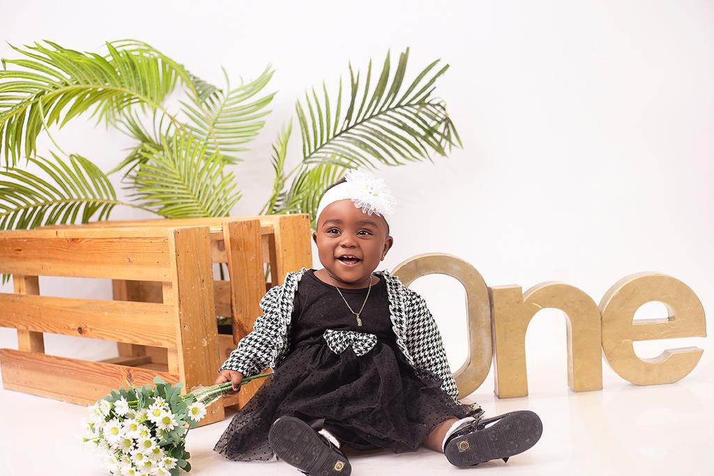T_B_Jacque's tweet photo. My girl is one today💃🏽💃🏽💃🏽🥳
Phynation since we’re done voting help me celebrate and wish my baby girl well today🙏🏾 Happy birthday 🎂 OHEMAA #BBNaija7 #PhynaTheElephant𓃰 #KeepUpWithPhyna #Ebuka https://t.co/0dqnm1cbtb