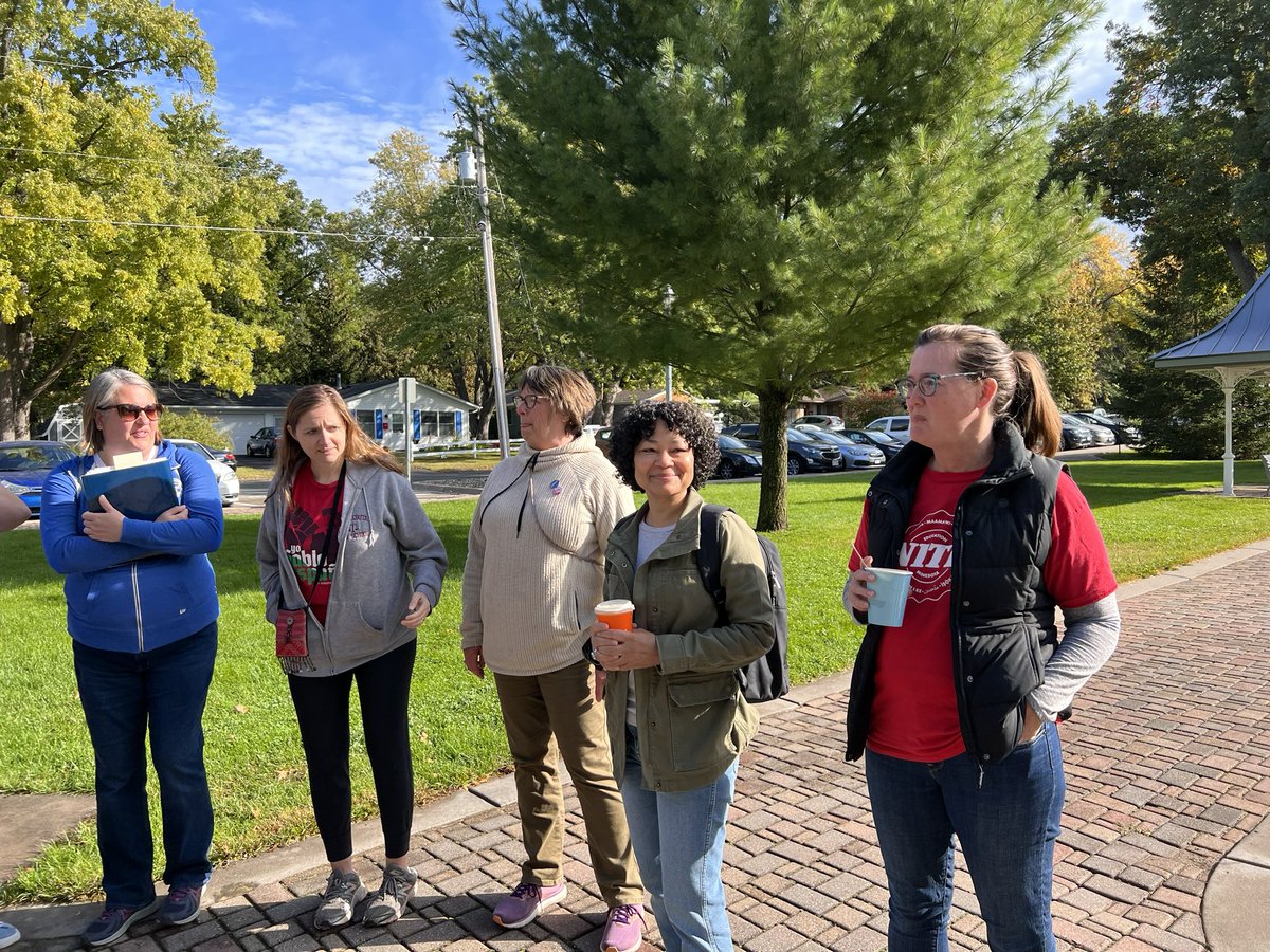 edmn_pac's tweet photo. Lots of @EducationMN and @NEAToday support to knock doors for @Hill4MNHouse — a Stillwater educator who will be a champion for public education and union rights in the MN House! #mnleg #mnvotes #edvotes #edmnvotes https://t.co/tgkQsjgye9