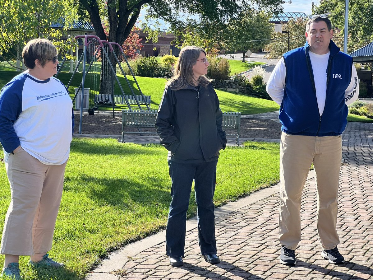 edmn_pac's tweet photo. Lots of @EducationMN and @NEAToday support to knock doors for @Hill4MNHouse — a Stillwater educator who will be a champion for public education and union rights in the MN House! #mnleg #mnvotes #edvotes #edmnvotes https://t.co/tgkQsjgye9