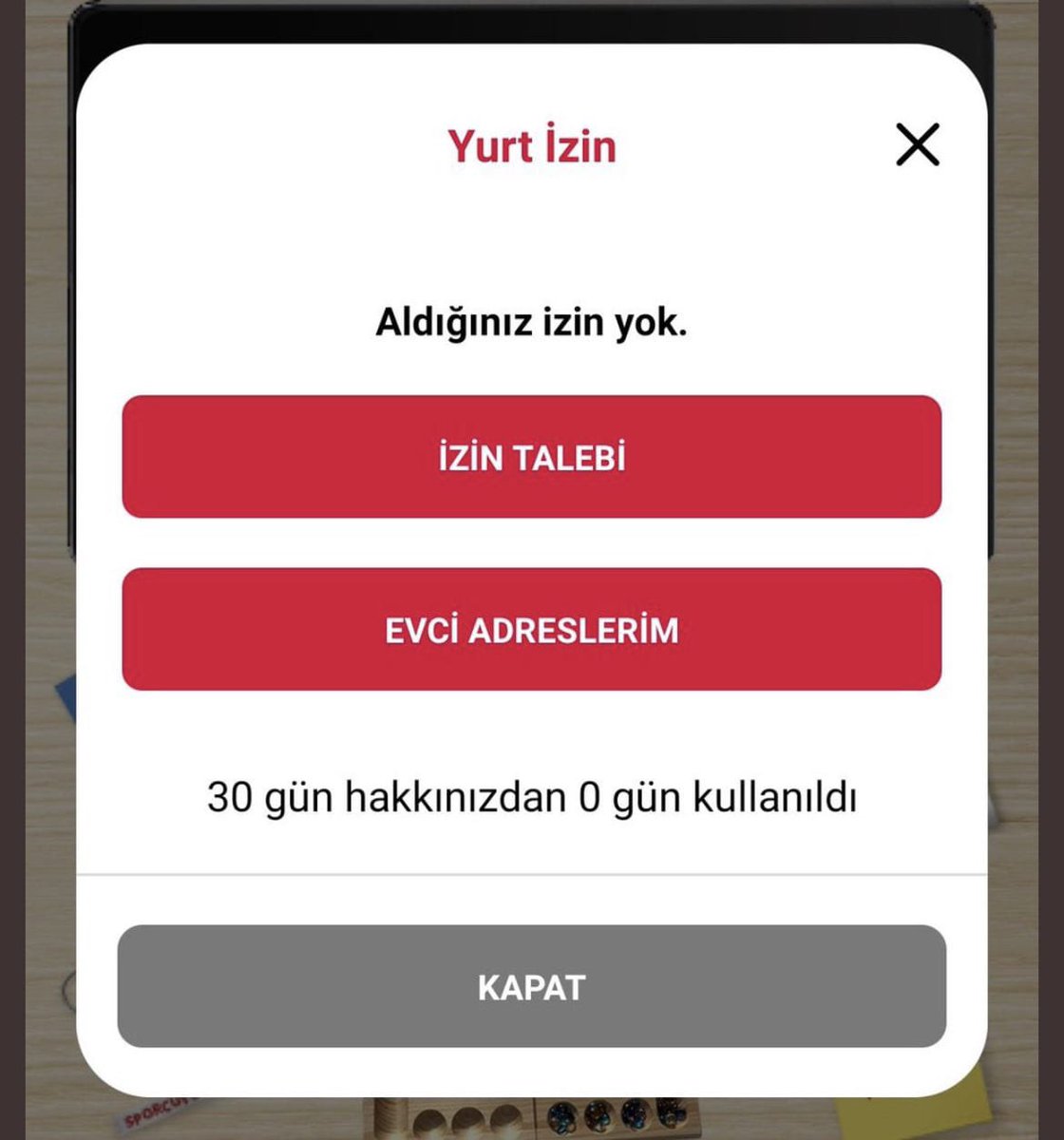 KYK yurtlarında 75 günlük olan izin hakkı 30 güne indirildi.

Özgürlüklerimizin çalınmasını, haps olmayı, koğuş sistemini, kurtlu yemekleri kabul etmiyoruz.
Bizleri haps etmek isteyenler değil, bizim sözlerimiz geçecek yurtlarımızda.
#kykyurt