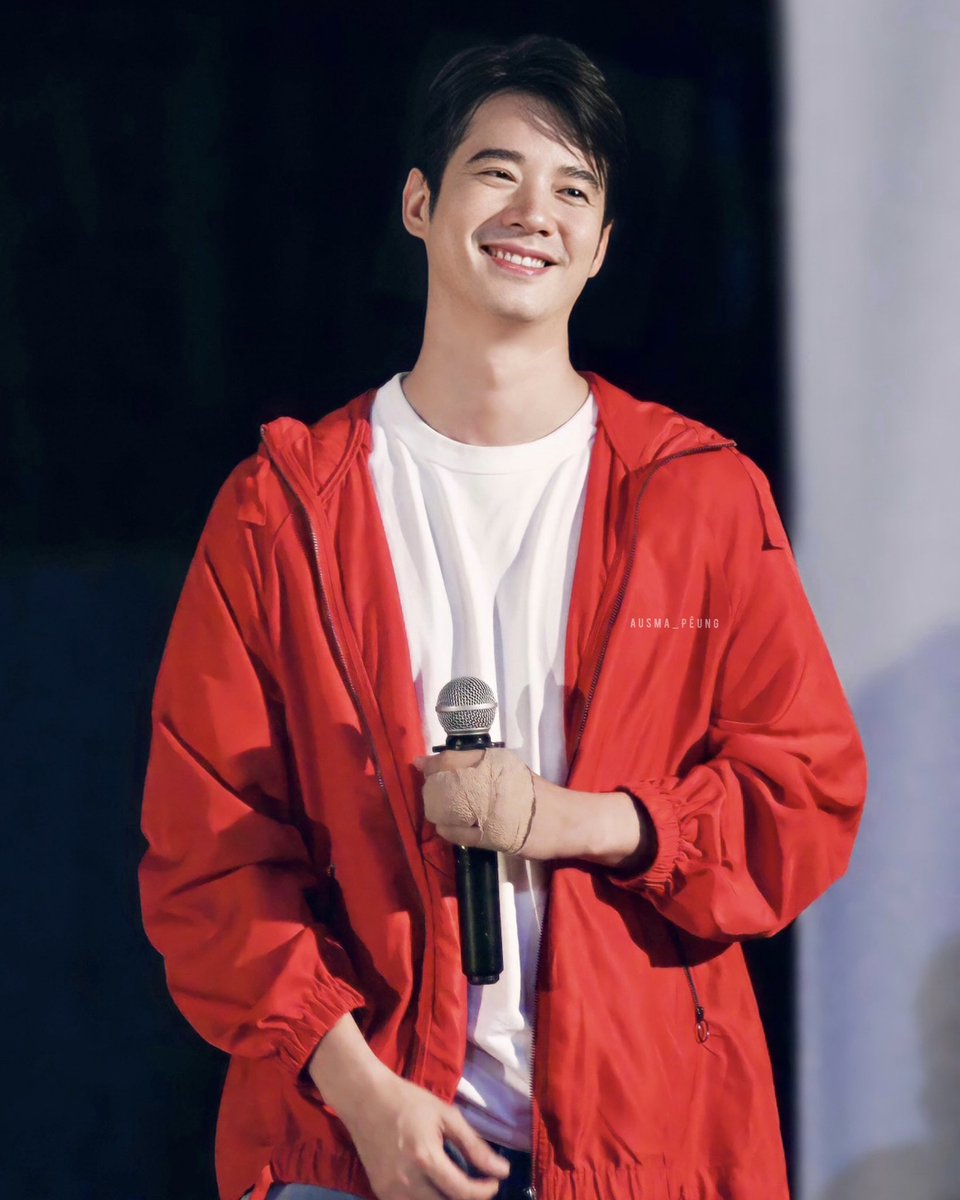 ohyafan's tweet photo. ดูความหน้าเด็กของนางดิ กูบ่ยอม #มาริโอ้ #มาริโอ้เมาเร่อ #mario_maurer #mariomaurer https://t.co/egljKLZAPv
