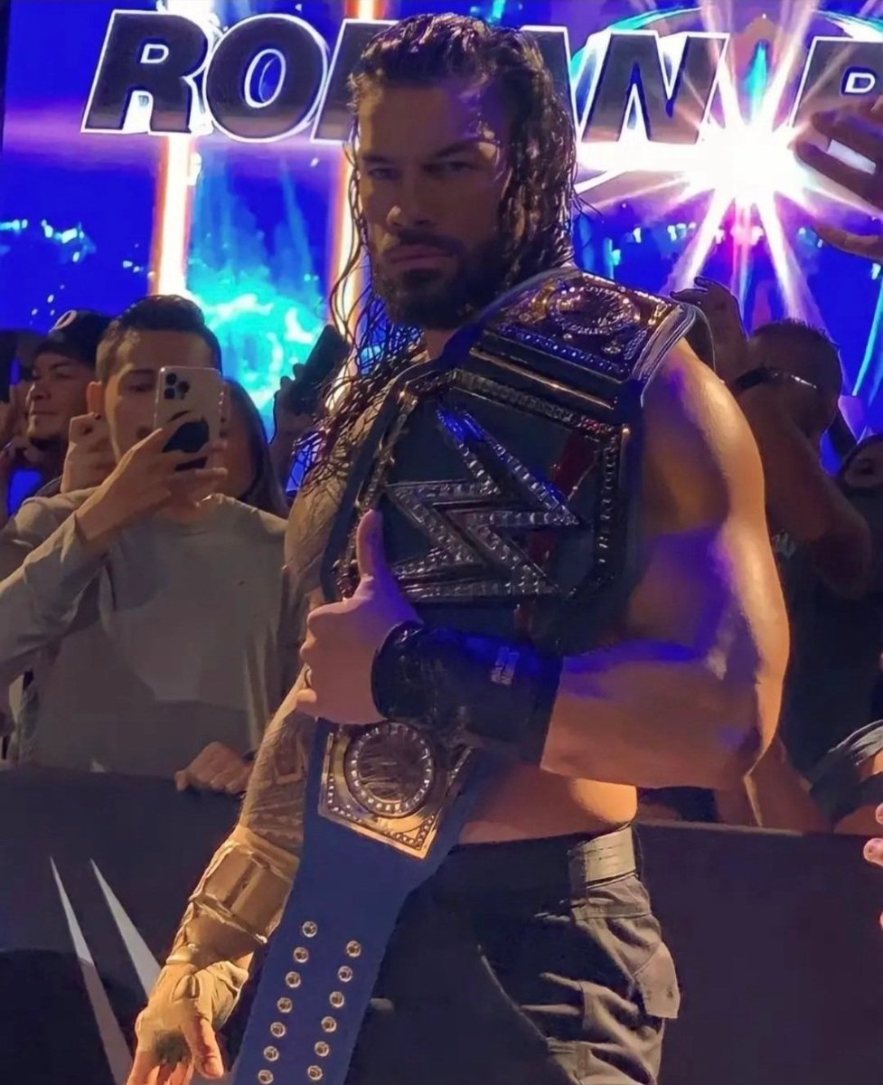 I wish you a wonderful and blessed weekend... Lot of laughs and Joy , lots od hugs..
My handsom Samoan King ❤️❤️‍🔥....