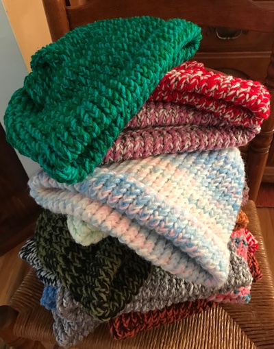 I’ve been loom knitting. Donated 19 hats to my local United Way. The volunteer I spoke with said they are already receiving requests for warm clothing. So many in need. I have another hat in the works.😀 #UnitedWay #knittingtwitter #knitting