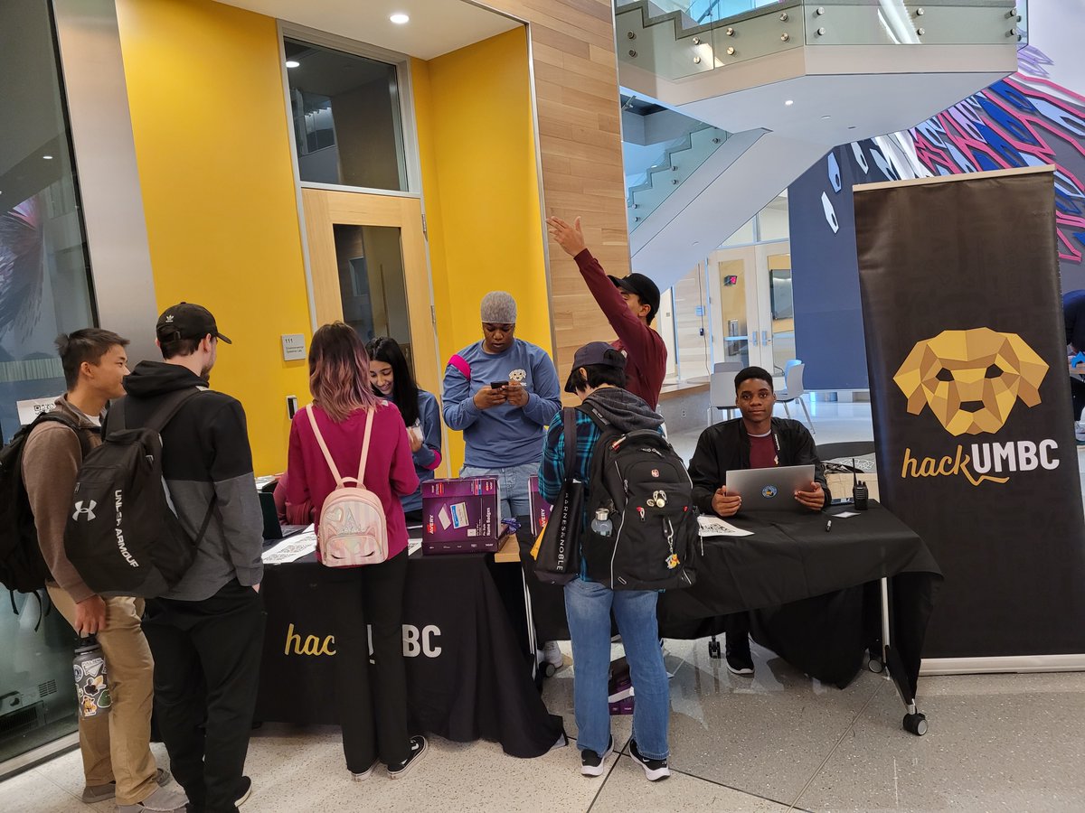 MLHacks's tweet image. Ready to hack? #HackUMBC is kicking off now! Stop by to get some free swag, food, and learn some awesome tech!