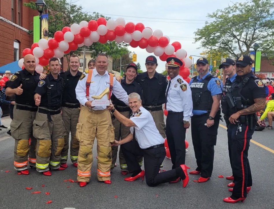 CpffaL's tweet image. You’re looking at the 2022 #chiefschallenge winners! Thank you to @CobourgPolice and @TownofCobourg for supporting this event. @CornerstoneFVPC we are proud to support! Over $1500 raised by your Cobourg Firefighters!!