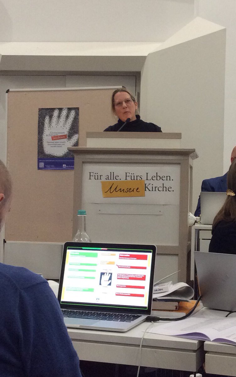 MelArens's tweet photo. Deborah Helmbold berichtet über das Schutzkonzept zu „Sexuelle Grenzverletzung und sexuelle Gewalt“ in den Bereichen Prävention und Intervention. Sie bedankt sich besonders für die professionelle Zusammenarbeit mit dem baj. #aksynode https://t.co/bHWu4JVZz9