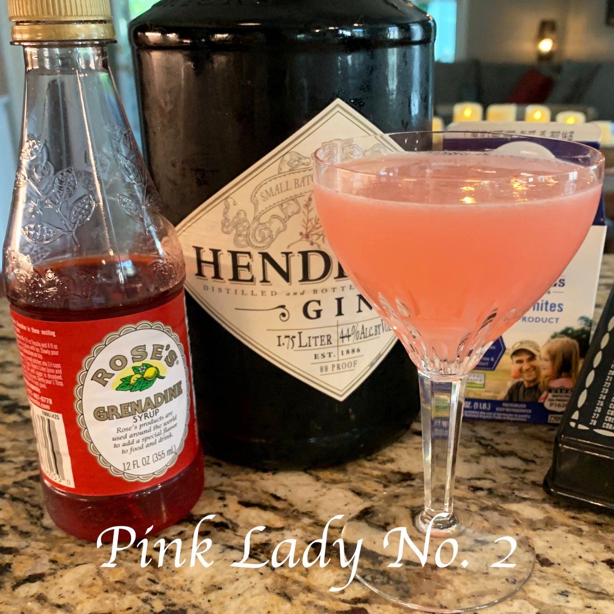 Pretty, refreshing, and light - the #Pink Lady #cocktail. cooladventures.com/2022/09/30/pin… Happy weekend and cheers! #80cocktails80days