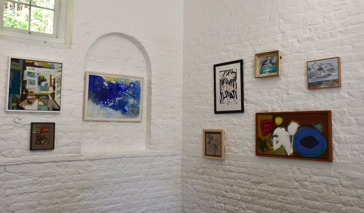 Richardianheys's tweet photo. If you haven't yet seen the Collaborations exhibition at @GoodnestonePark arranged by @Studio_Linden you have until 16th October to get along there. A beautiful spot in the #Kent countryside - really worth a visit! #exhibition #paintings #sculpture #goodnestone #richardheys #art https://t.co/rLUnFazWHp