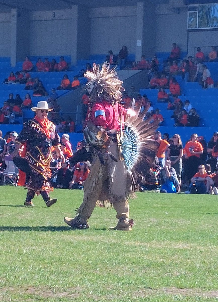 MsBrookesGang's tweet photo. #SouthIslandPowwow #EveryChildMatters #TruthAndReconciliation https://t.co/qCc0Xh2R2d