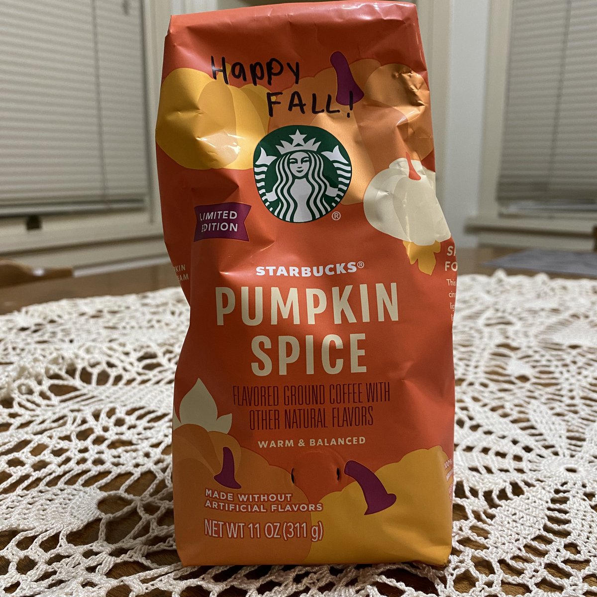 #HappyFall Serdeczne pozdrowienia kieruję w szczególności ku Ludowi Wschodniego Wybrzeża @PKitaDziedzic 🤣🗽