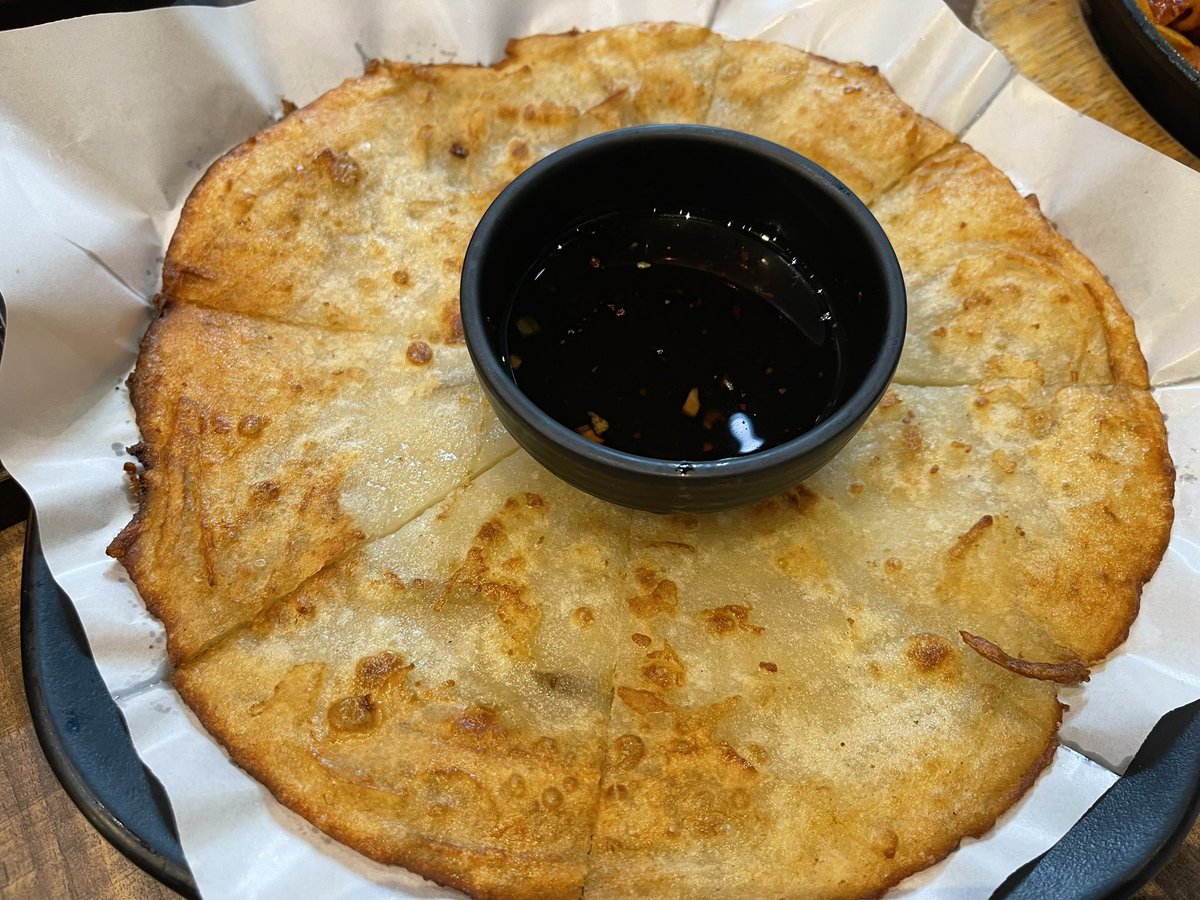 norlinkarim's tweet photo. Korean for dinner - spicy beef rib stew, spicy chicken stew, spicy grilled beef &amp; potato pancake. What’s for dinner? #virtualdinnerdate #WAPmembers #BTSARMY #BTS @BTS_twt https://t.co/VnPQ0hSBKR