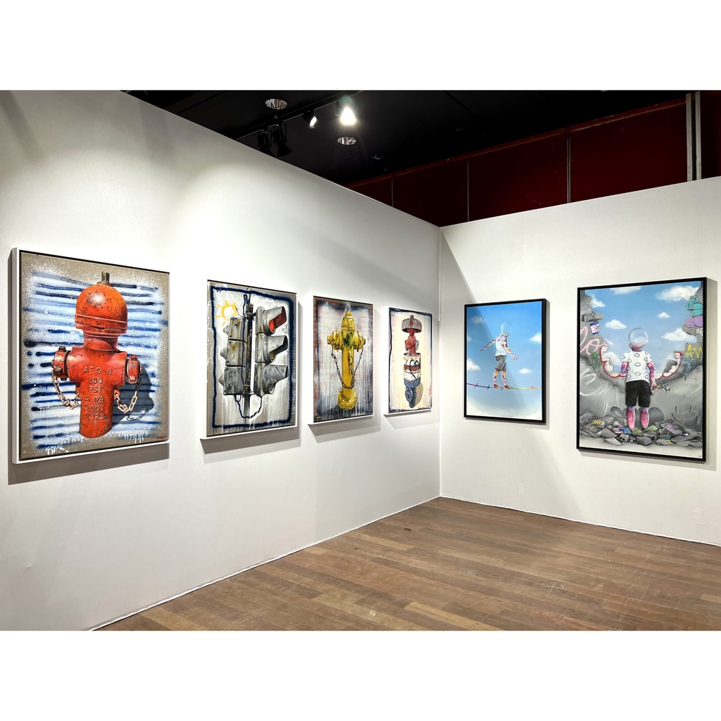 Can't wait to renew the experience for the next edition of @district13artfair ! You'll know where to find us ! In the meantime, visit us at the gallery or on our website. Thanks once again for your support !
.
.
.
.
.
#contemporaryart #artfair #graffiti #streetart #artcollection