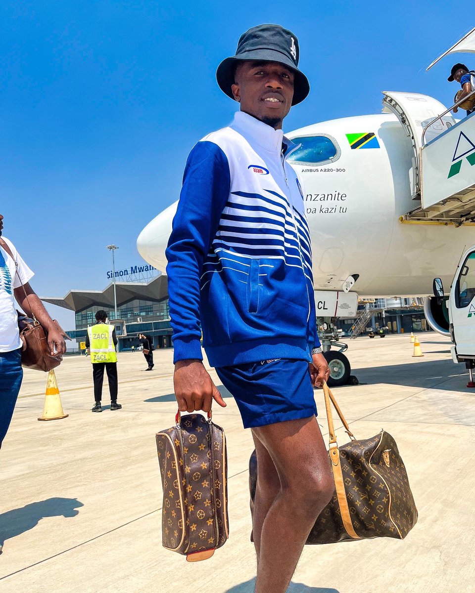 azamfc's tweet photo. See you soon 🇹🇿

Tayari kikosi chetu kimeanza safari ya kurejea Tanzania.

#weareazamfc #timuborabidhaabora https://t.co/vAgLBZpebv