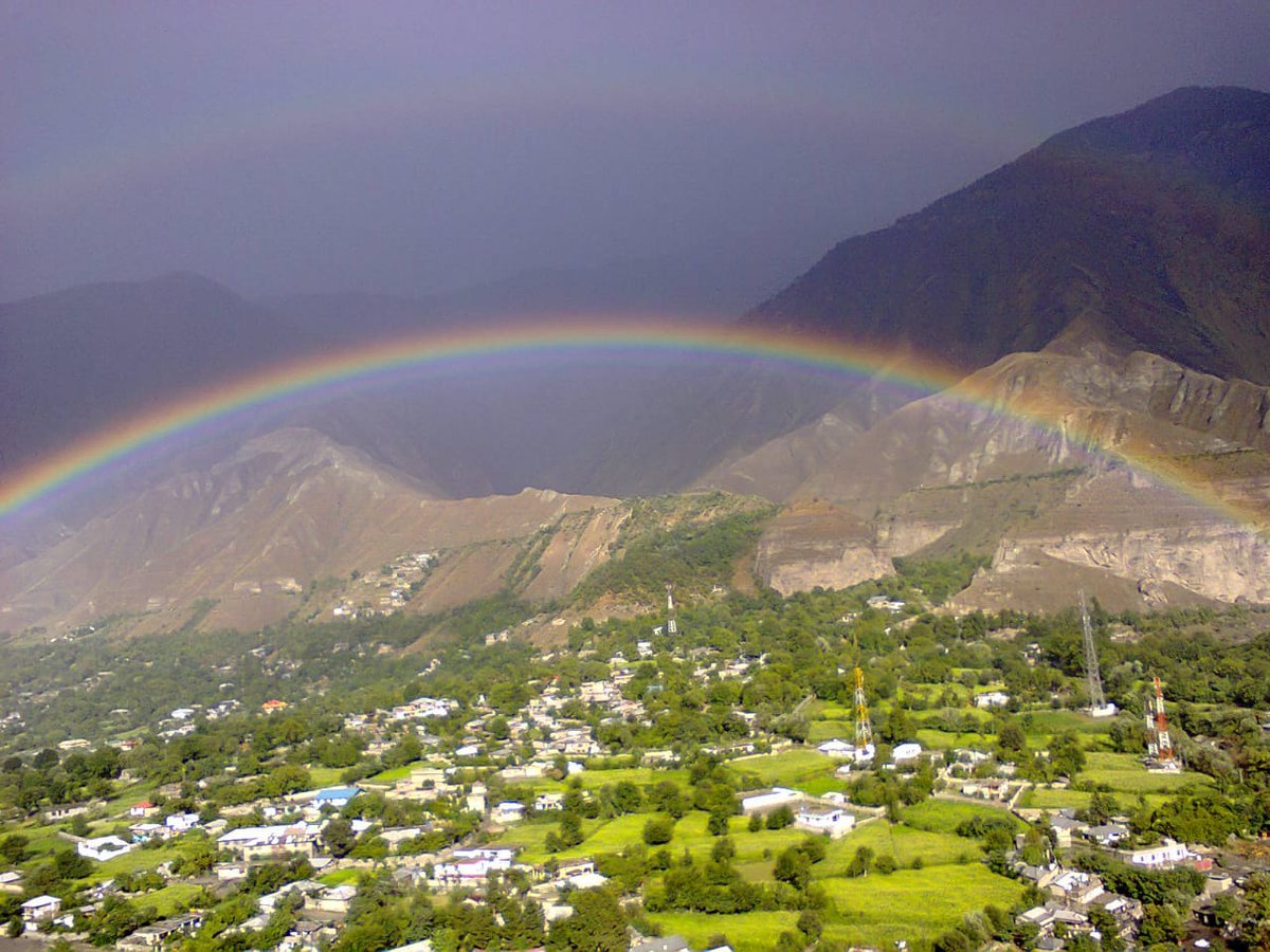 AasmaChem's tweet photo. Life is more beautiful with rainbows🌈. https://t.co/aKgfmRMO6K