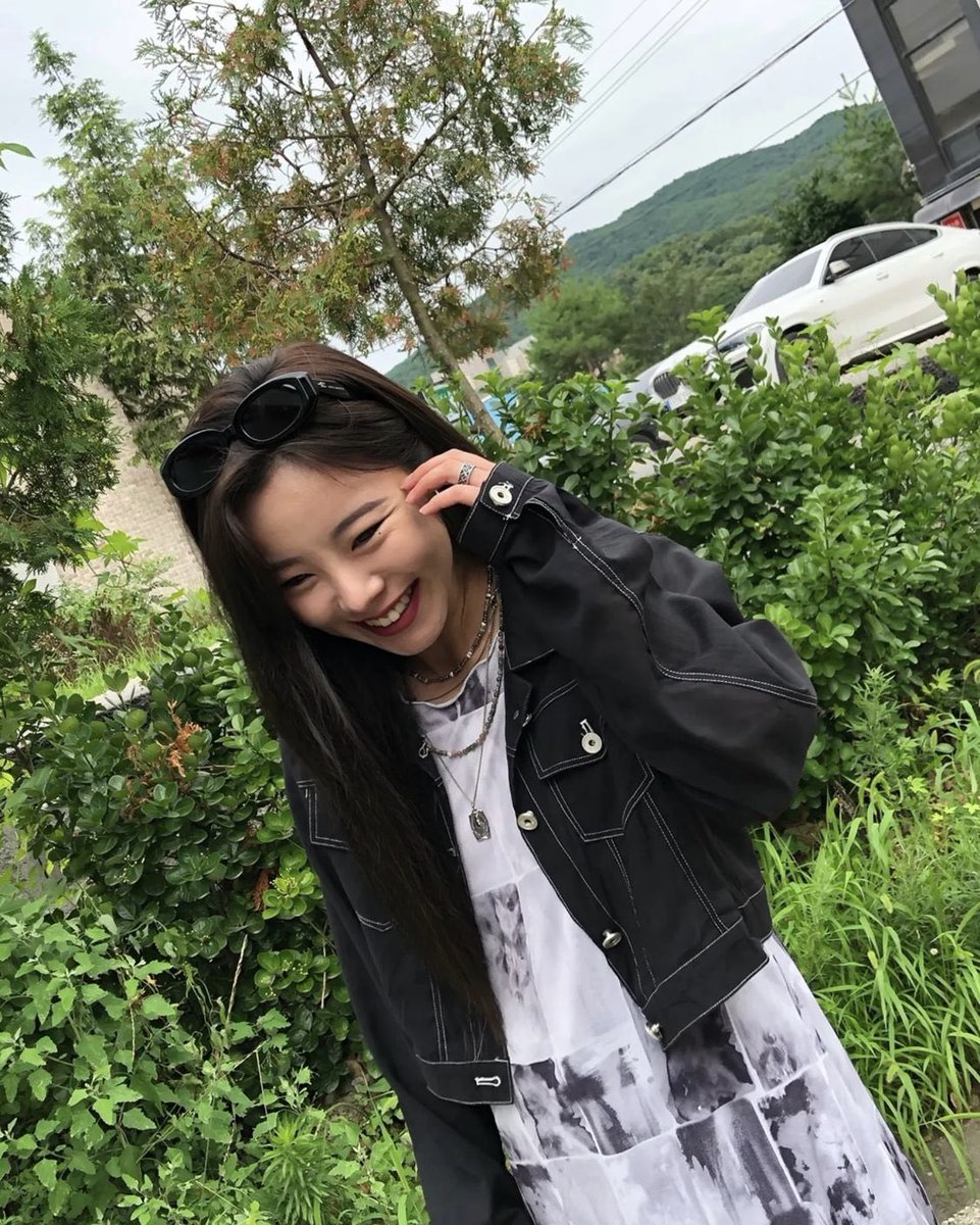 Whee_GlobalWind's tweet photo. GET WELL SOON WHEEIN🥺❤
You still did so great💕

#WHEEIN #휘인 @THEL1VE_LABEL https://t.co/siD8vR5ddM