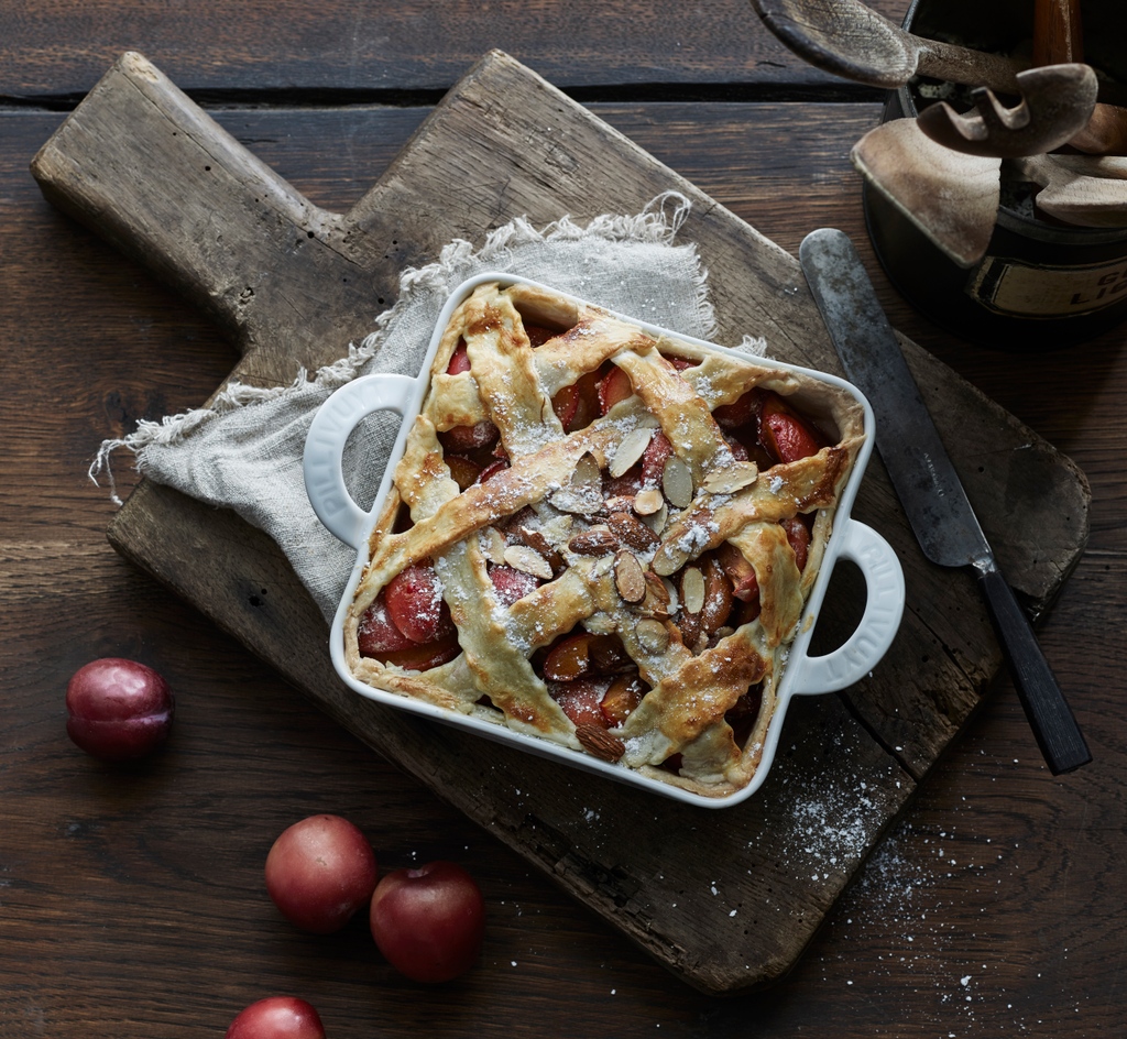 LocalRoot221's tweet image. Hap-pie Saturday! 🥧 

Shop Pillivuyt (@pillivuytusa) Bakeware: l8r.it/29V5
.
.
.
#localroot #pillivuyt #french #madeinfrance #classicbistro #bistrot #handmadeporcelain #qualitybakeware #madeinFrance #dinnerware #kitchenclassics #frenchmade #porcelain #kitchenstore