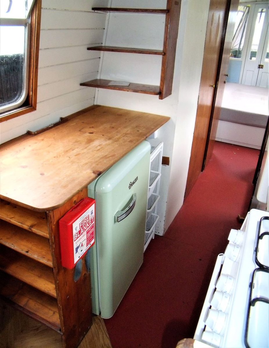 Let your love of the waterways blossom on Loddon Lily! abcboatsales.com/boat-sales/lod…
#LoddonLily #HilpertonMarina #LiveAboard #HolidaysAfloat #LifesBetterByWater #Narrowboats